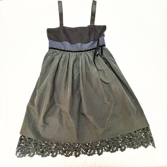 BCBG Maxazria Lace Hem Dress Navy Black Size 10 MINT - Picture 1 of 7